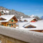 Ski-in Ski-out With Chimney And View *